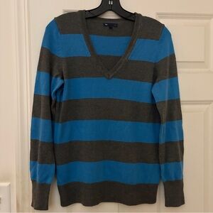 GAP V-neck Striped Sweater, size medium